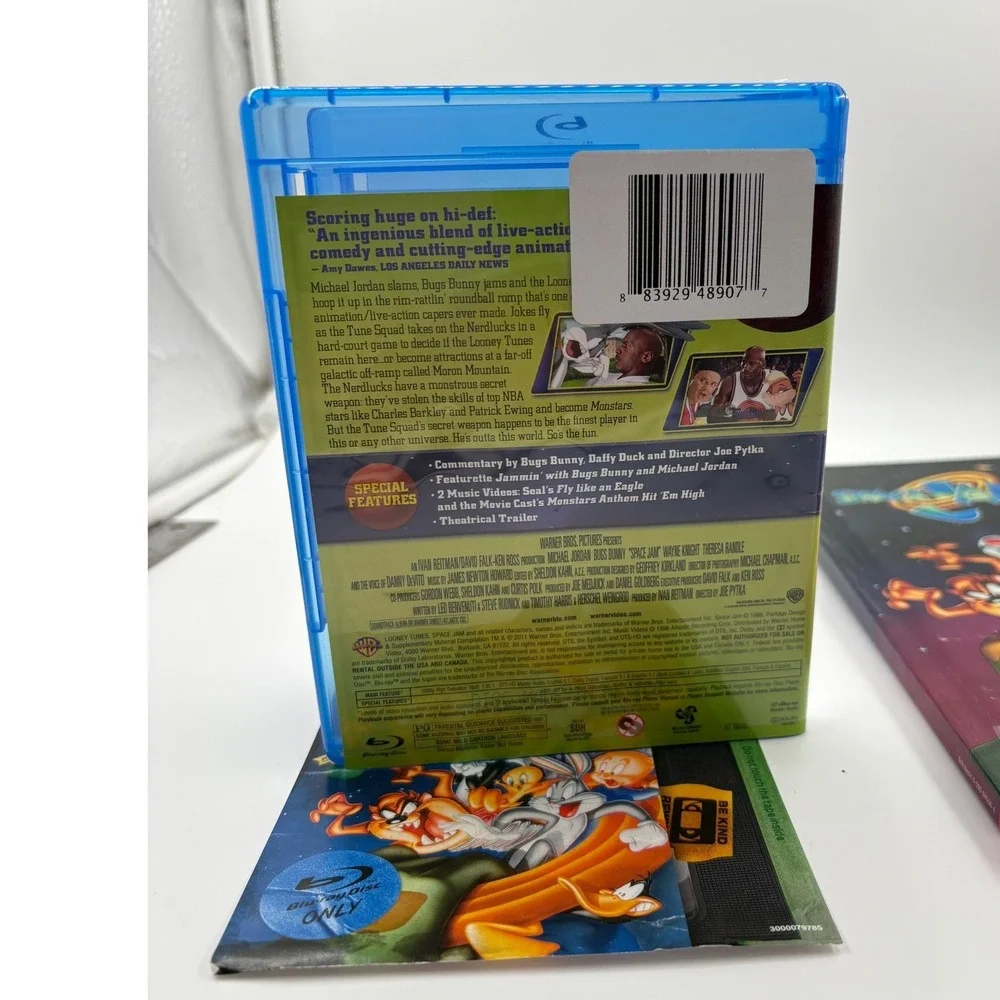 Space Jam 1996 Hardcover Scholastic Book First Printing Blu-ray Movie Bundle VTG